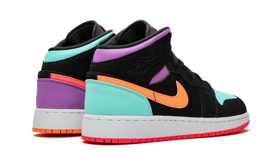 Air Jordans 1 Mid ‘Candy’ 554725-083